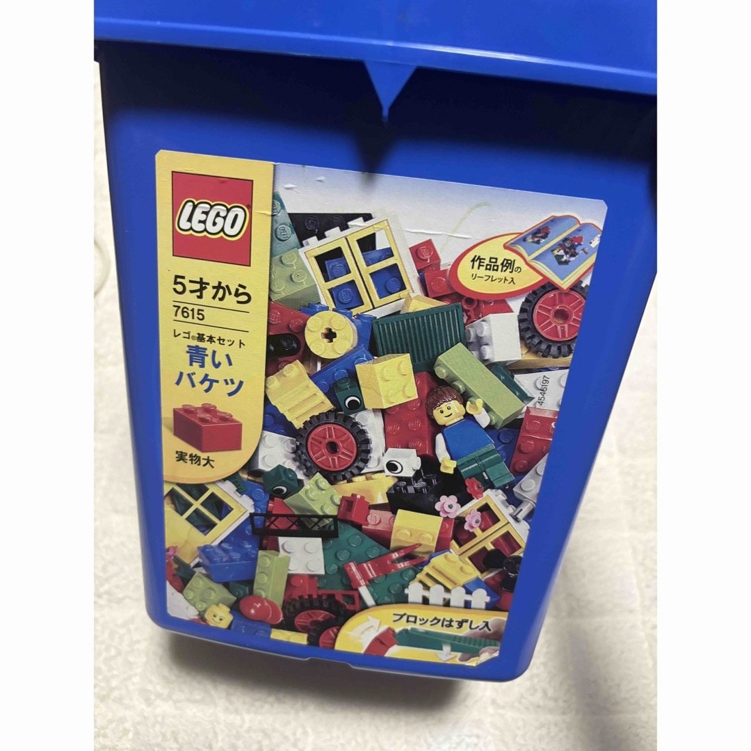 Lego(レゴ)のLEGO レゴ　青いバケツ　プラスで色々入ってます キッズ/ベビー/マタニティのおもちゃ(知育玩具)の商品写真