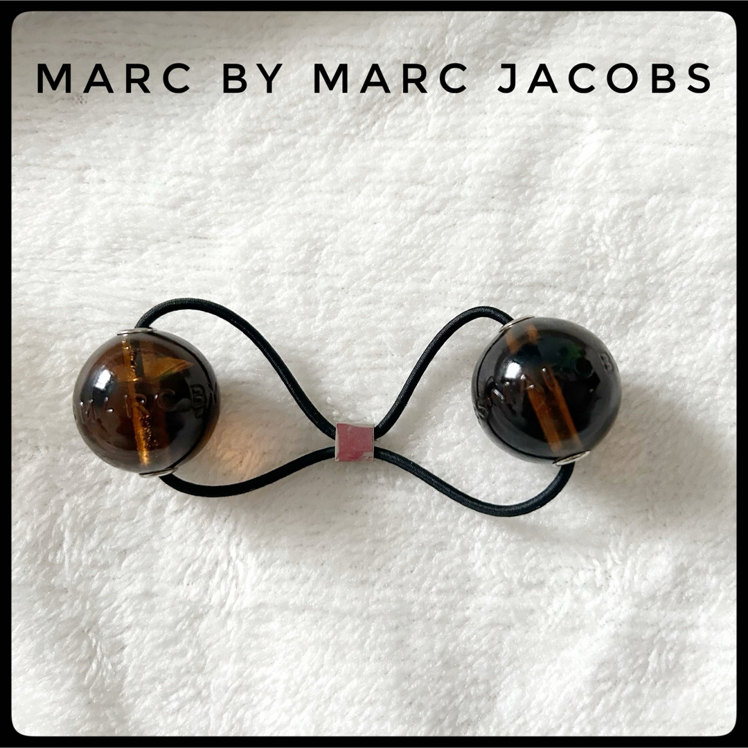 MARC BY MARC JACOBS(マークバイマークジェイコブス)のレア✨希少　マークジェイコブス　ヘアゴム　ヘア　アクセサリー　オシャレ　ブラック レディースのヘアアクセサリー(ヘアゴム/シュシュ)の商品写真