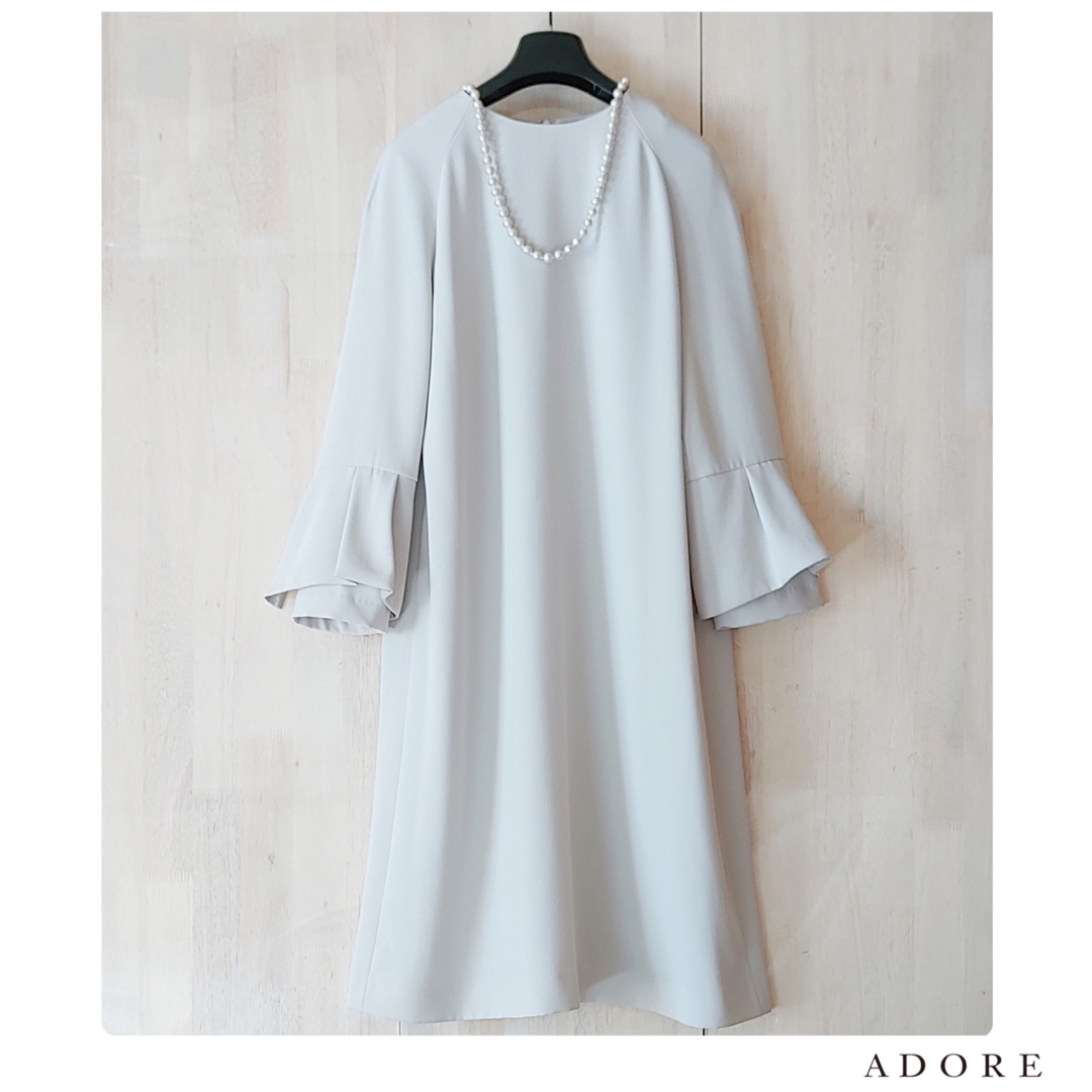 ADORE(アドーア)の◆幻◆　春物新品　定価4.3万円 ADORE　ジョーゼットワンピース　入学式 レディースのワンピース(ひざ丈ワンピース)の商品写真