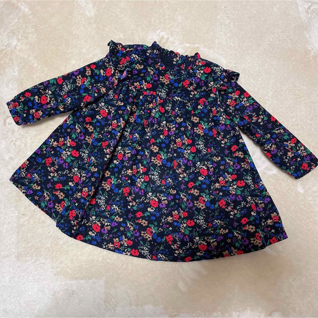 babyGAP(ベビーギャップ)のbaby GAP 12-18month 80サイズ　長袖ワンピース キッズ/ベビー/マタニティのベビー服(~85cm)(ワンピース)の商品写真