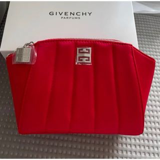 ジバンシィ(GIVENCHY)の新品未使用　ジバンシーノベルティポーチ　レッド(ポーチ)