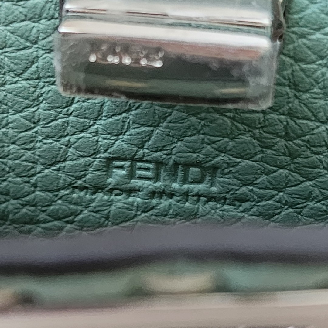 FENDI(フェンディ)のこちらは専用です レディースのバッグ(ハンドバッグ)の商品写真