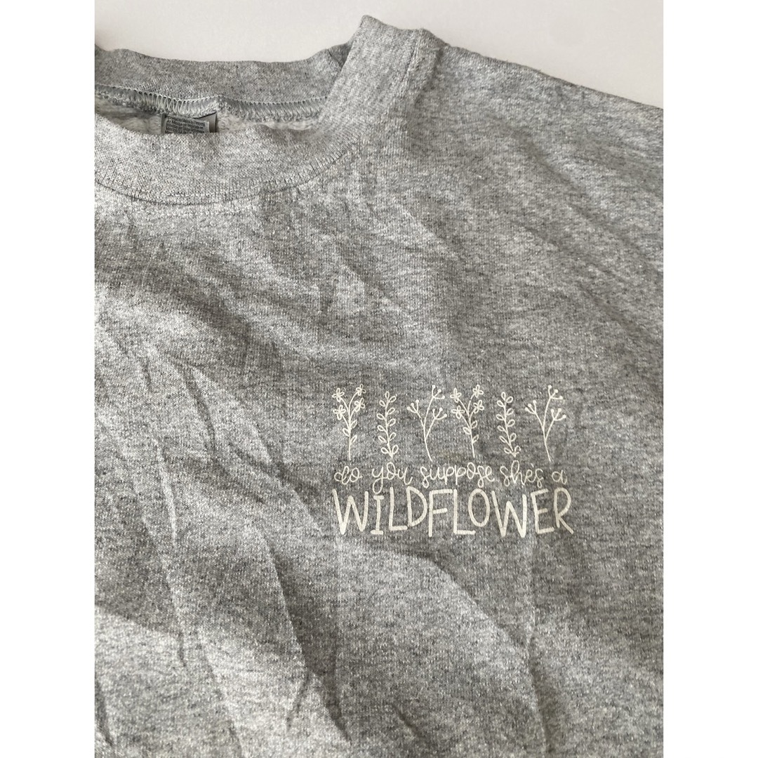 GILDAN(ギルタン)のギルダン　WILD FLOWER スウェット　グレー　US古着　レディース　S レディースのトップス(パーカー)の商品写真