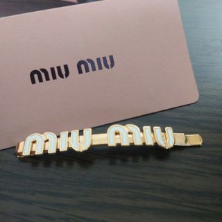 ミュウミュウ(miumiu)のMIUMIU エナメル メタル ヘアクリップ(ヘアピン)