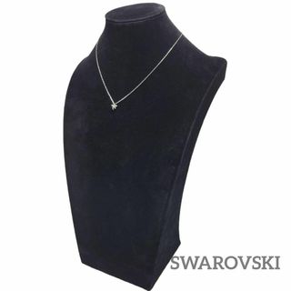 スワロフスキー(SWAROVSKI)のSWAROVSKI ネックレス 小ぶり リボン シルバー(ネックレス)