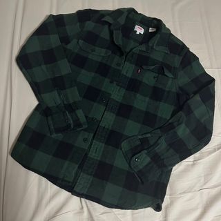 リーバイス(Levi's)のLevis リーバイス チェックシャツ 緑 グリーン メンズライク 古着(Tシャツ/カットソー(七分/長袖))