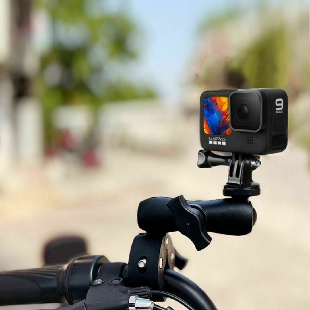 ハンドルマウント　ツーリング　自転車　オートバイハンドル固定用クリップマウント スマホ/家電/カメラのカメラ(ビデオカメラ)の商品写真