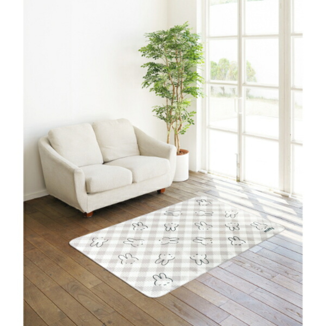 miffy(ミッフィー)のミッフィー miffy ラグマット【130X180cm】 チェックライン グレー キッズ/ベビー/マタニティの寝具/家具(フロアマット)の商品写真