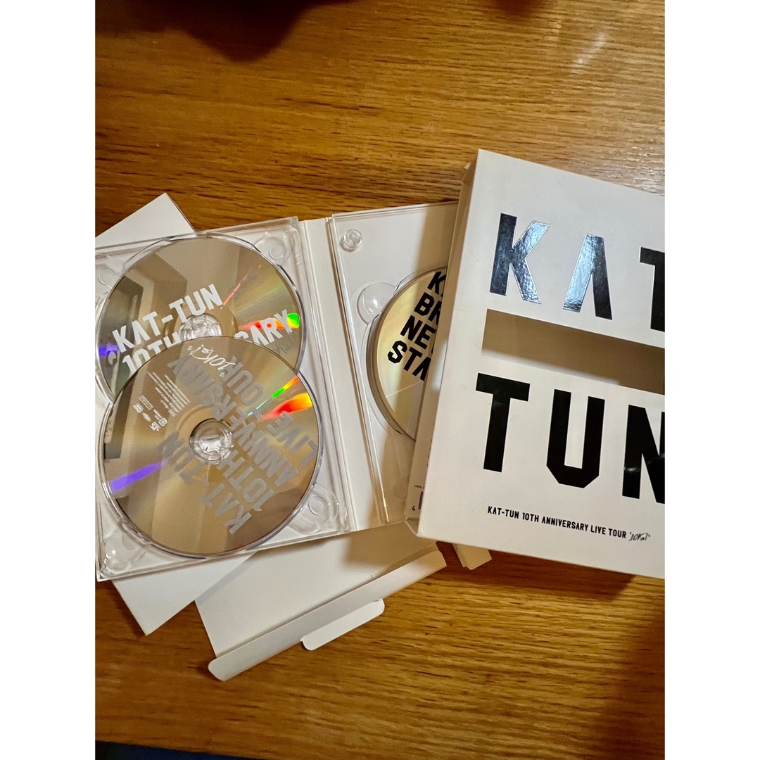 Johnny's(ジャニーズ)のKAT-TUN 10TH ANNIVERSARY LIVE TOUR "10Ks エンタメ/ホビーのDVD/ブルーレイ(ミュージック)の商品写真