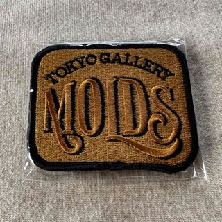 バリスティクス(BALLISTICS)の新品未開封 MOLDS TOKYO 刺繍 ベルクロ ワッペン ゴールド モールズ(ライト/ランタン)