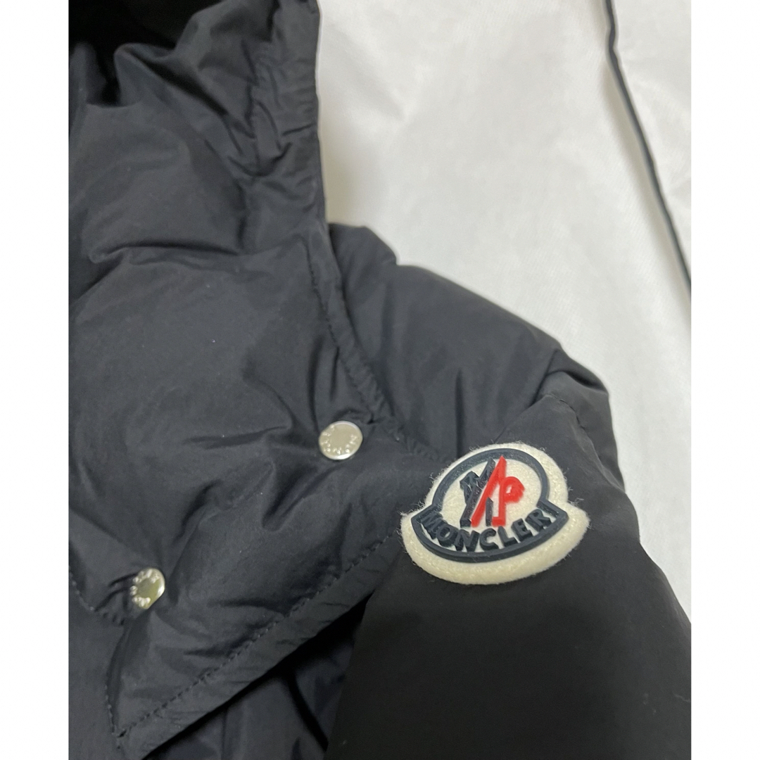 MONCLER(モンクレール)のMONCLER モンクレール  AVOINE  レディースのジャケット/アウター(ダウンジャケット)の商品写真