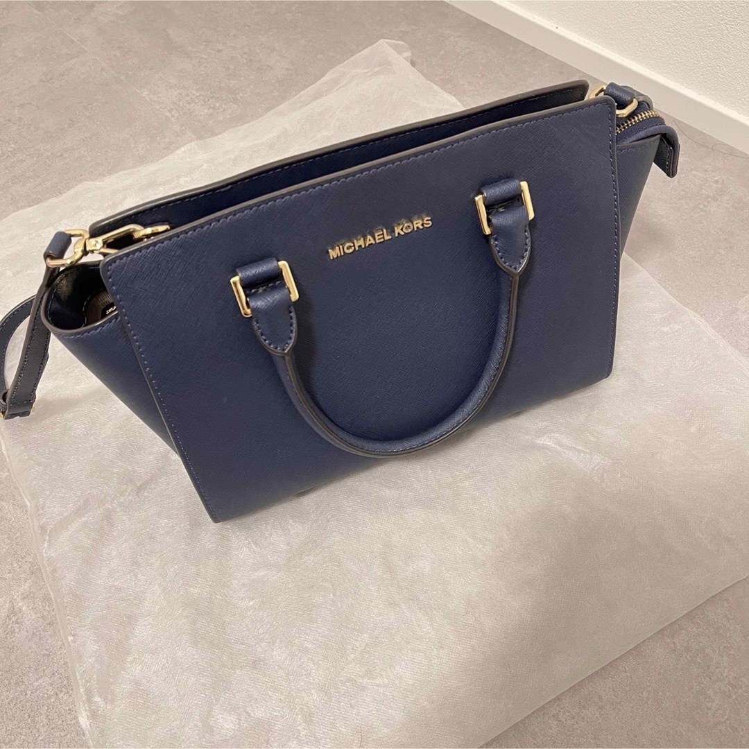 Michael Kors(マイケルコース)の美品✳︎ マイケルコース　セルマ　2way ショルダーバッグ　レザー　ネイビー レディースのバッグ(ショルダーバッグ)の商品写真