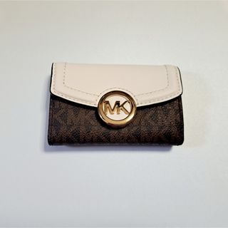 マイケルコース(Michael Kors)の《正規品》MICHAEL KORSキーケース《型番》35S0GFTP5B2171(キーケース)