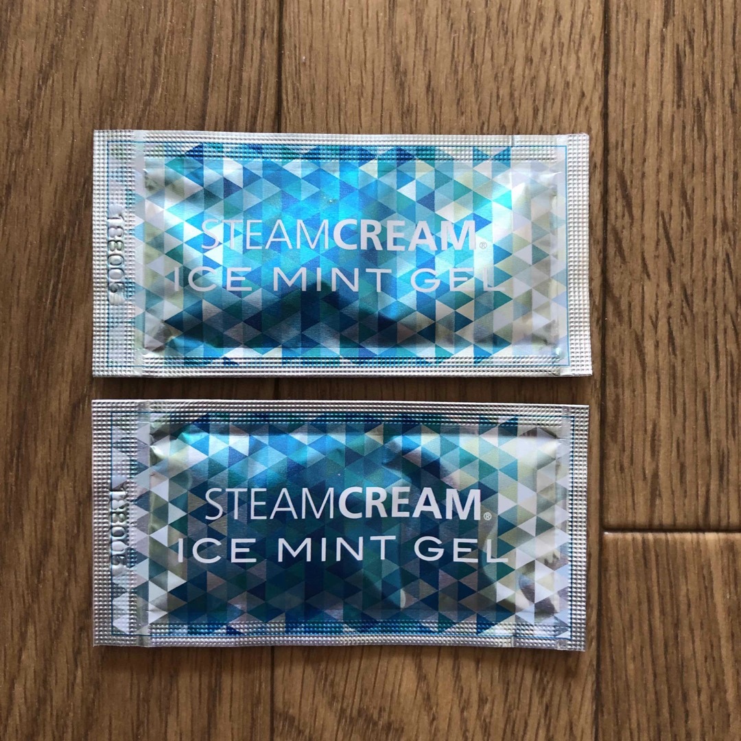 STEAM CREAM(スチームクリーム)のSTEAMCREAMアイスミントジェル試供品 2点 コスメ/美容のボディケア(ボディクリーム)の商品写真