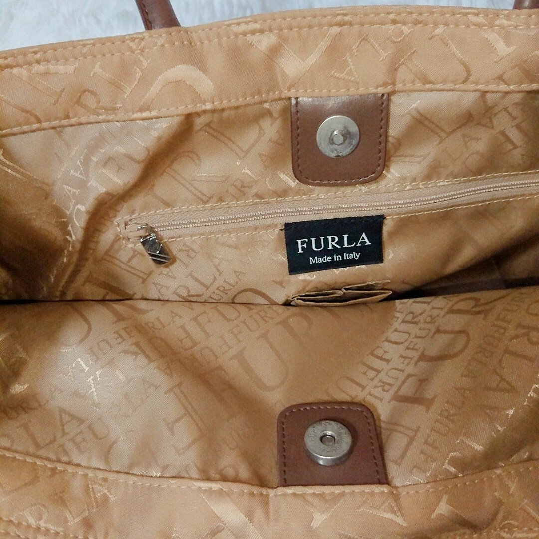 Furla(フルラ)のFURLA フルラ ロゴ 総柄 トートバッグ ハンドバッグ レディースのバッグ(トートバッグ)の商品写真