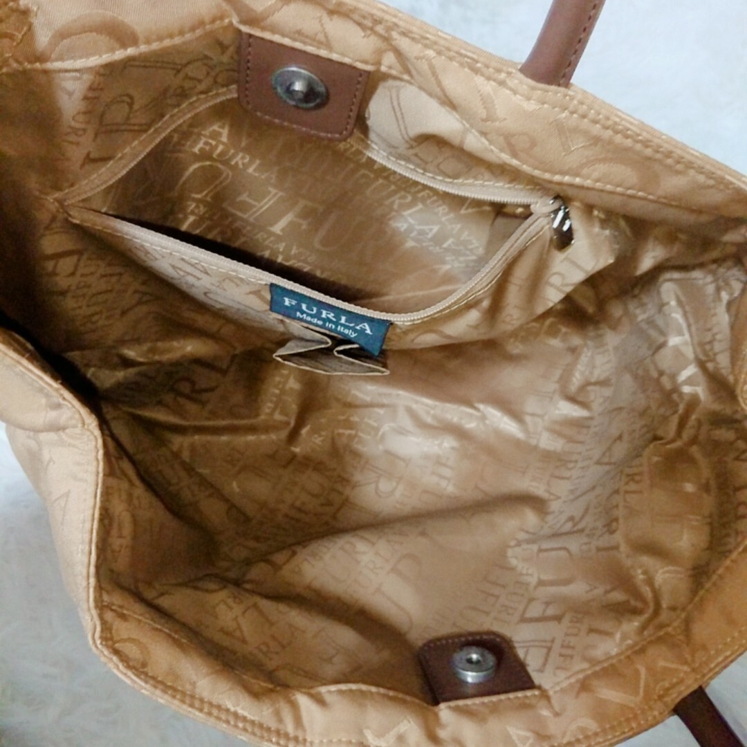 Furla(フルラ)のFURLA フルラ ロゴ 総柄 トートバッグ ハンドバッグ レディースのバッグ(トートバッグ)の商品写真