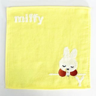 ミッフィー(miffy)のミッフィー ｍiffy イニシャルタオル Y タオル ハンカチ イエロー グッズ(タオル/バス用品)