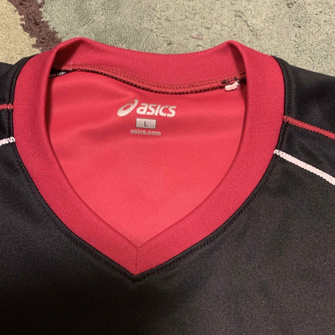 asics(アシックス)のアシックス　黒　Tシャツ スポーツ/アウトドアのスポーツ/アウトドア その他(バレーボール)の商品写真