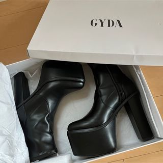 ジェイダ(GYDA)の【GYDA】チャンキーヒールショートブーツ　Sサイズ(ブーツ)