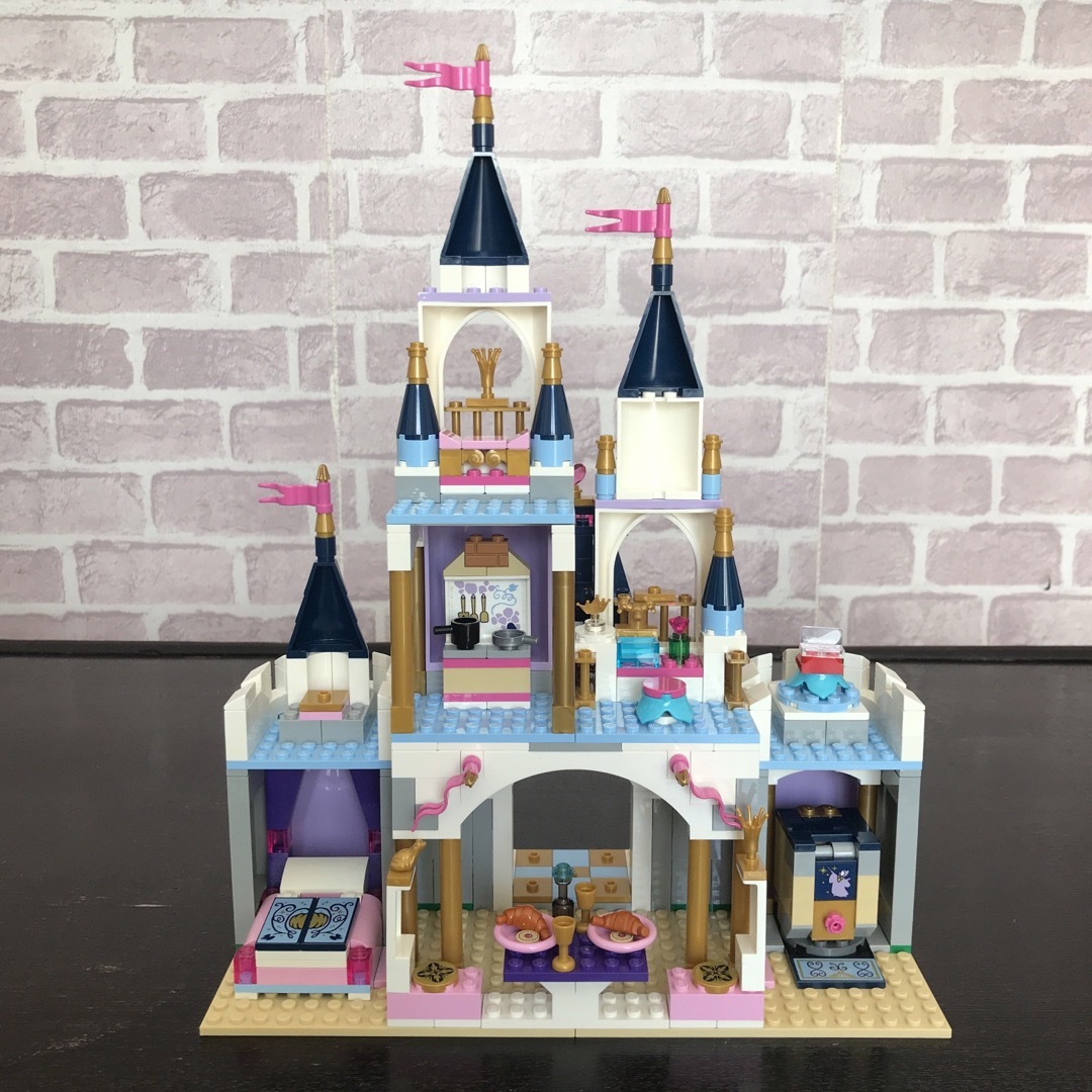 Lego(レゴ)の★LEGO レゴ★ ディズニープリンセス  シンデレラのお城 41154 キッズ/ベビー/マタニティのおもちゃ(積み木/ブロック)の商品写真