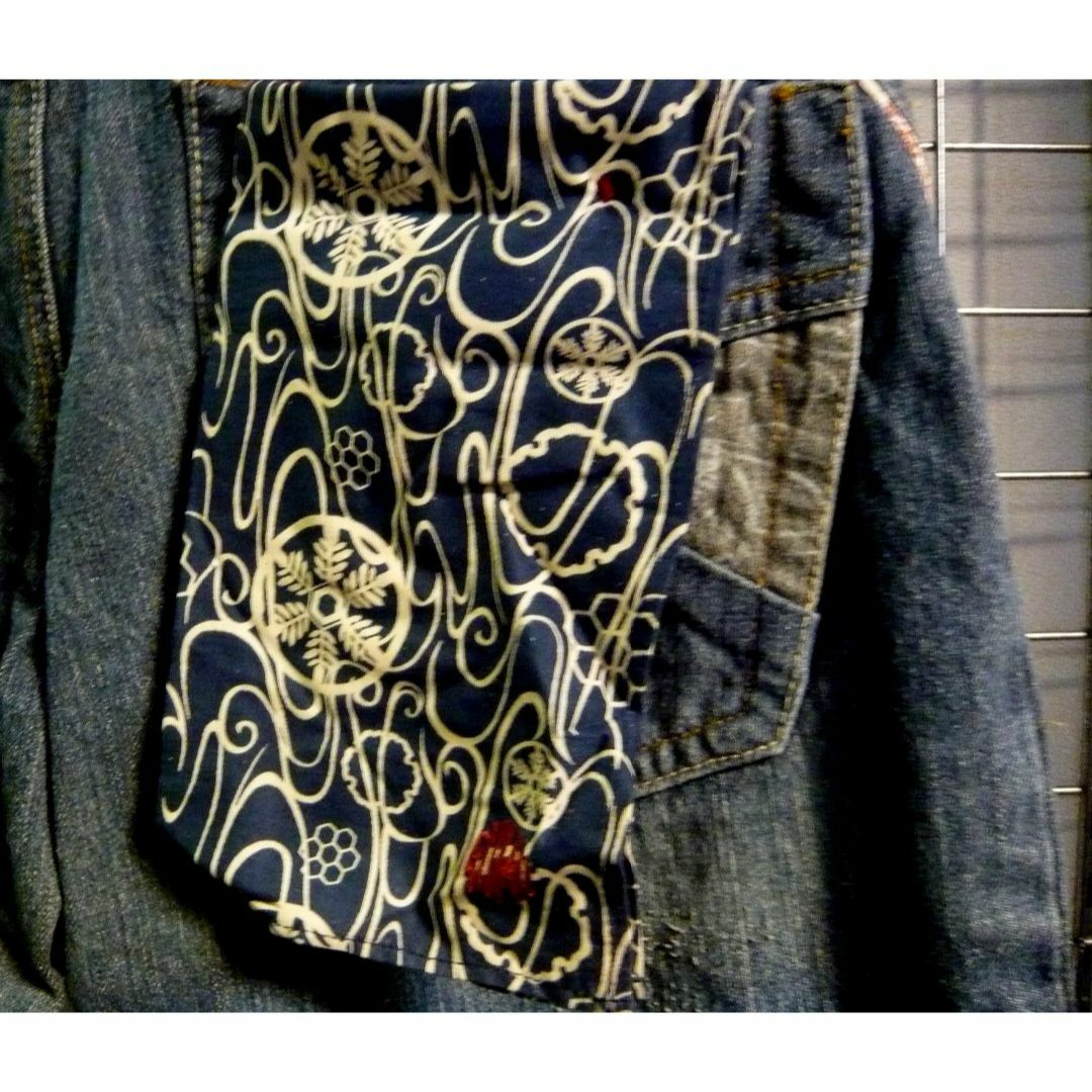 新品 gumu 刺繍 和柄 デニム L メンズのパンツ(デニム/ジーンズ)の商品写真
