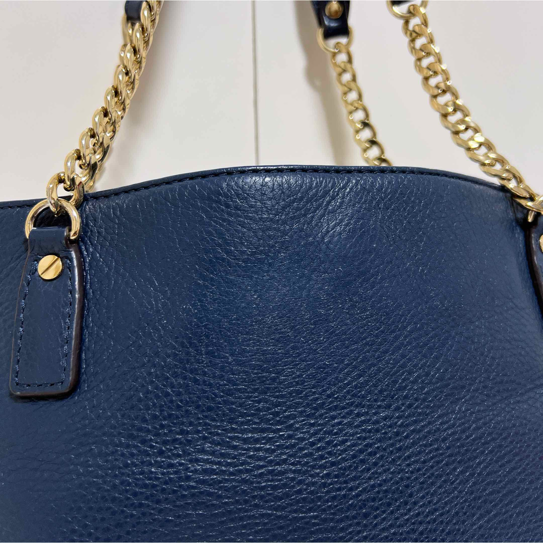 Michael Kors(マイケルコース)の☆美品☆送料無料☆MICHAELKORSマイケルコース2WAYショルダーバッグ☆ レディースのバッグ(ショルダーバッグ)の商品写真