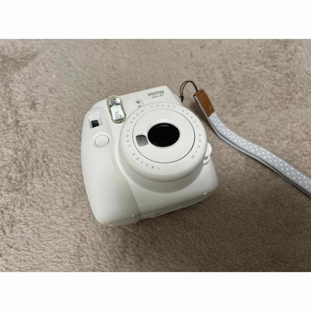 富士フイルム(フジフイルム)の富士フイルム instax mini8 スマホ/家電/カメラのカメラ(フィルムカメラ)の商品写真