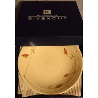 ジバンシィ(GIVENCHY)のGIVENCHY   お皿　(パスタ、カレーセット)【美品】(食器)