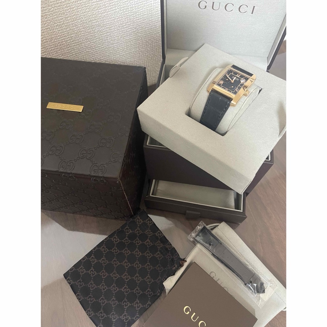 Gucci(グッチ)のGUCCI 腕時計グッチハンドマスター　YA135402 メンズの時計(腕時計(アナログ))の商品写真