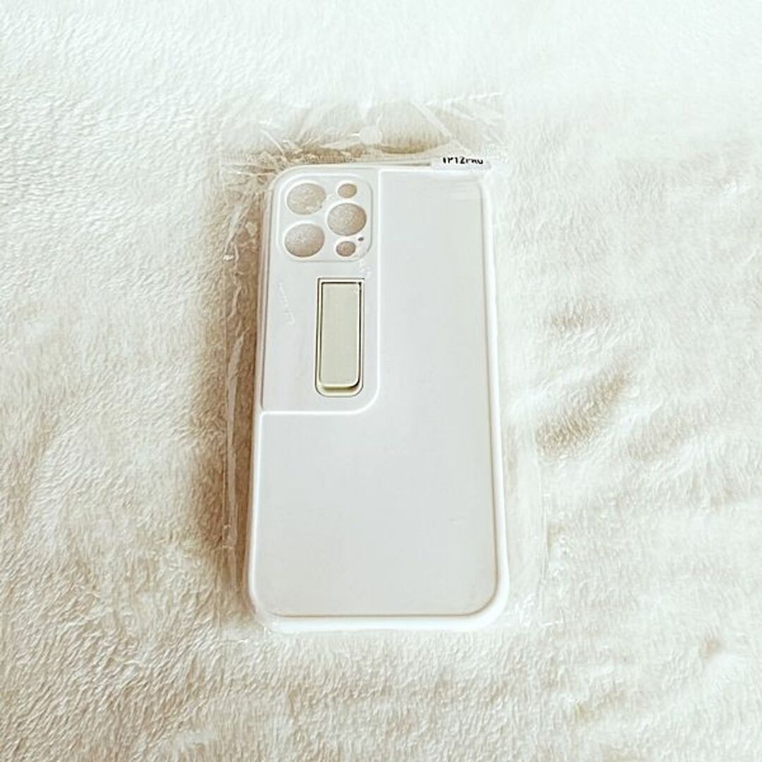 iPhone12Pro ケース　キックスタンド　ホワイト　白色　並行輸入　新品 スマホ/家電/カメラのスマホアクセサリー(iPhoneケース)の商品写真