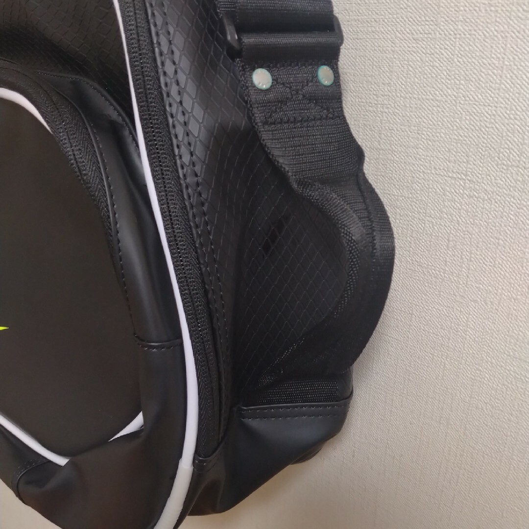 NIKE(ナイキ)のナイキ　スポーツバッグ　ショルダーバッグ　大容量　36L メンズのバッグ(ショルダーバッグ)の商品写真