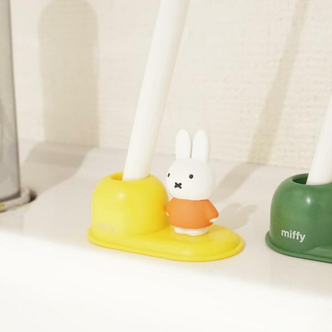 miffy(ミッフィー)のミッフィー miffy 歯ブラシスタンド（RD） 歯ブラシ お風呂 インテリア インテリア/住まい/日用品の収納家具(トイレ収納)の商品写真