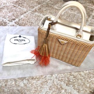 PRADA - プラダ PRADA カゴバックの通販 by ARISA❣️sale開催中 PRADA - プラダ PRADA カゴバックの通販 by ARISA❣️sale開催中