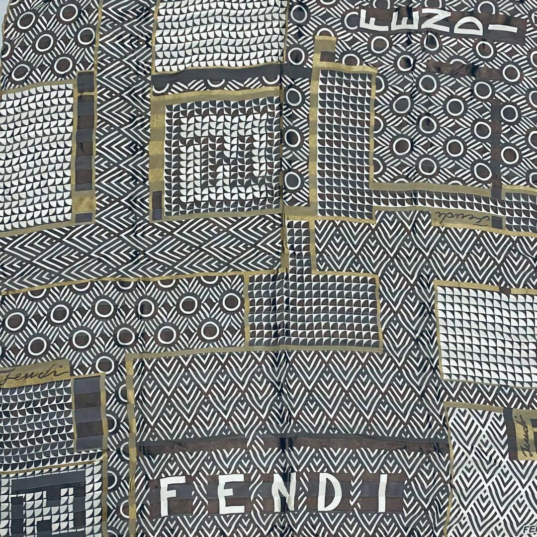 極美品 ★FENDI★ スカーフ シフォン ズッカ 幾何学模様 シルク ブラウン