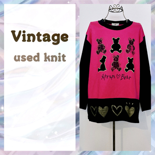 ヴィンテージ(VINTAGE)の【ピンク】くま刺繍　ベア柄　柄ニット　柄セーター　個性的　ゆったりサイズ　古着(ニット/セーター)