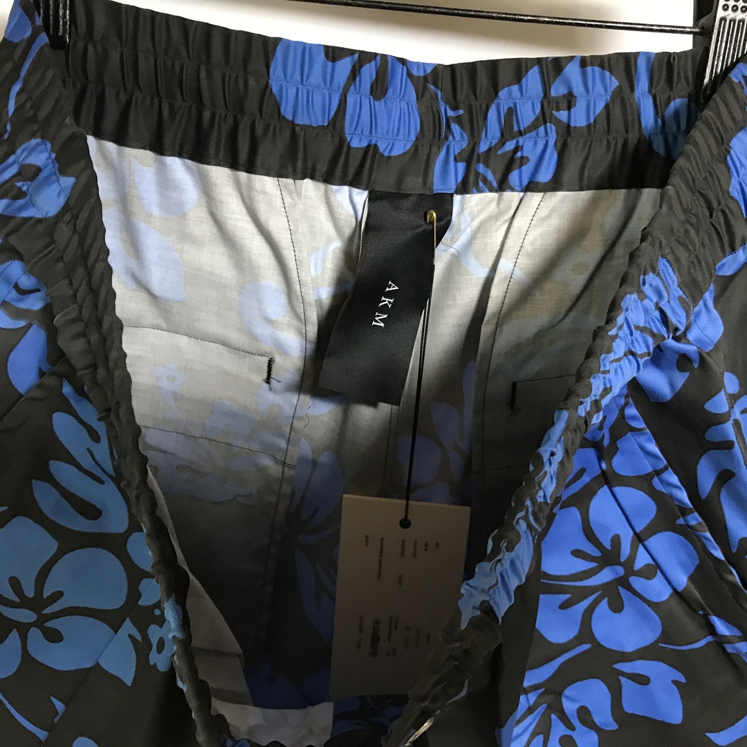 AKM(エイケイエム)のAKM 新品 P203 ALOHA SHORTS ショートパンツエイケイエム メンズのパンツ(ショートパンツ)の商品写真