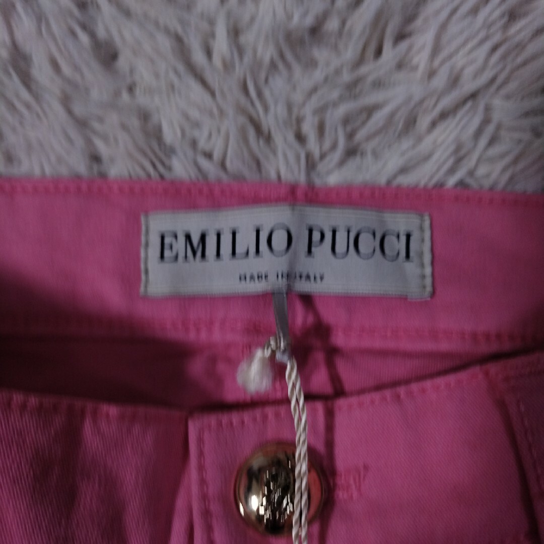 EMILIO PUCCI(エミリオプッチ)の定価10万円程度★新品タグ付き★エミリオプッチ★カジュアルパンツ レディースのパンツ(カジュアルパンツ)の商品写真