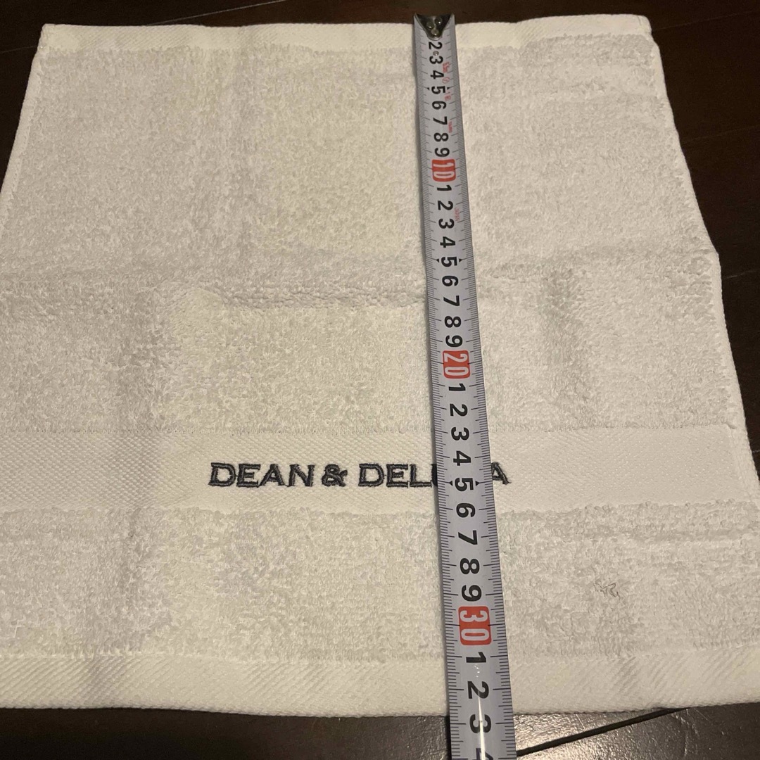 DEAN & DELUCA(ディーンアンドデルーカ)の新品未使用品/DEAN & DELUCAのウォッシュタオル インテリア/住まい/日用品の日用品/生活雑貨/旅行(タオル/バス用品)の商品写真