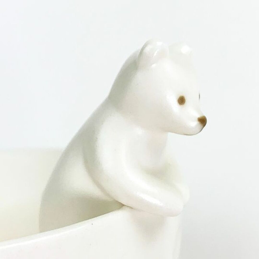 フィギュア付き茶碗 WHITE ZOO シロクマ 食器 茶碗 ボウル 白 インテリア/住まい/日用品のキッチン/食器(その他)の商品写真