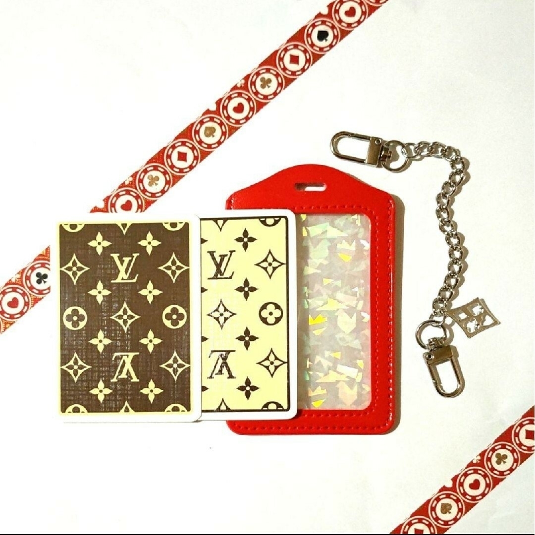 LOUIS VUITTON(ルイヴィトン)の希少♣LOUIS VUITTON♠モノグラムトランプ２枚　新品パスケース　39 レディースのファッション小物(パスケース/IDカードホルダー)の商品写真