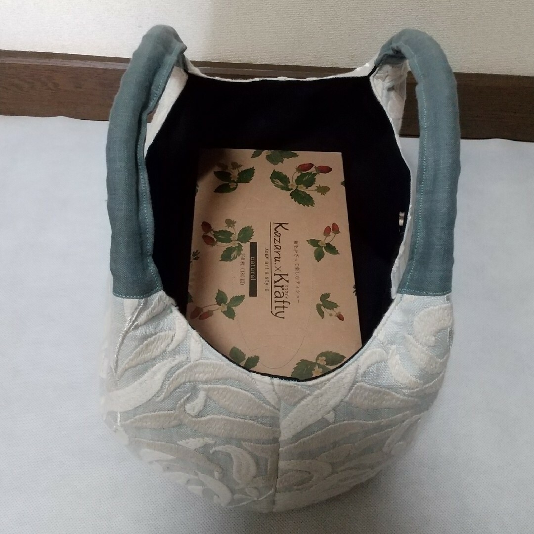ハンドメイド バルーンバッグ  ピュアウイローボウ 刺繍  モリス ハンドメイドのファッション小物(バッグ)の商品写真
