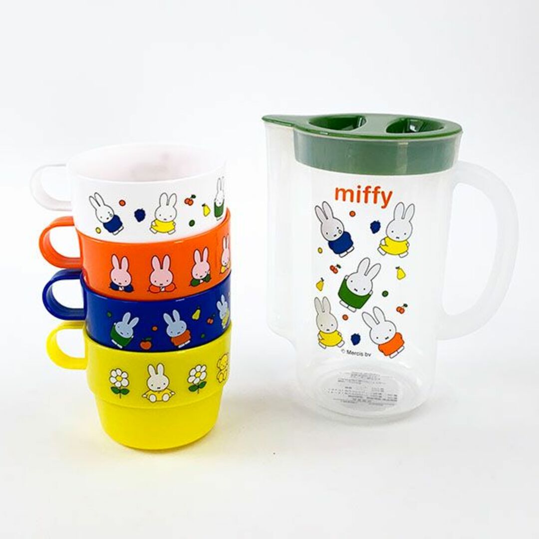 miffy(ミッフィー)のミッフィー ケース付き スタッキング コップ 4Pセット プラカップ キッズ アウトドア キッズ/ベビー/マタニティの授乳/お食事用品(その他)の商品写真