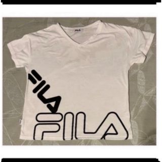 FILA - FILA Tシャツ BTS 防弾少年団 V テヒョン テテ 着用モデルの 