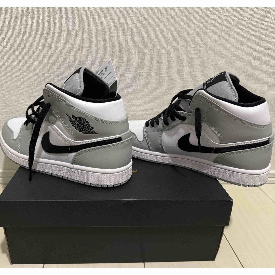 Jordan Brand（NIKE）(ジョーダン)のAIR JORDAN 1MIDサイズ26.5cm新品未使用 554724-092 メンズの靴/シューズ(スニーカー)の商品写真