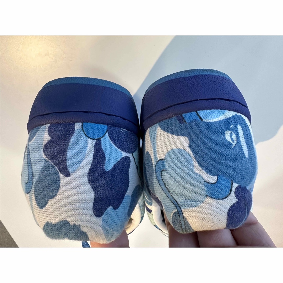 A BATHING APE(アベイシングエイプ)のAPE KAWS ULTRA SKULL STA US9.5 新品 メンズの靴/シューズ(スニーカー)の商品写真