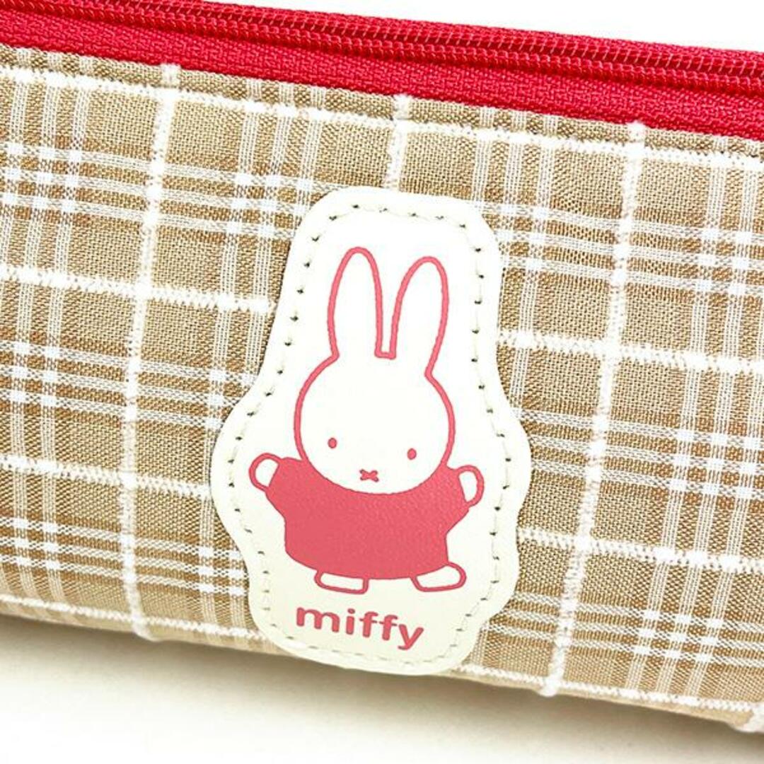 miffy(ミッフィー)のミッフィー miffy レトロチェック ペンケース ブラウン 小物入れ インテリア/住まい/日用品の文房具(ペンケース/筆箱)の商品写真