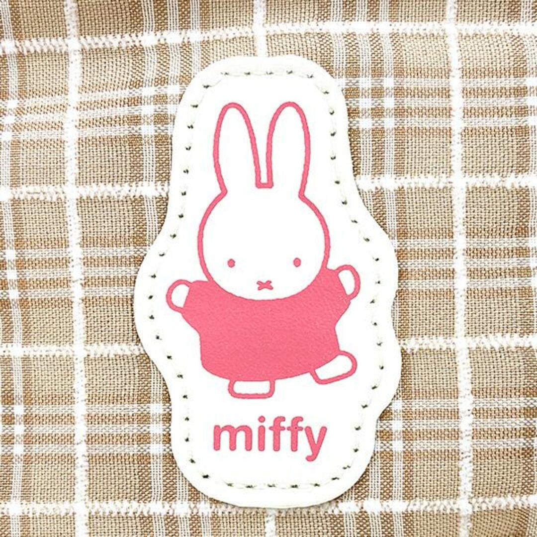 miffy(ミッフィー)のミッフィー miffy レトロチェック ポーチ　 ブラウン 小物入れ レディースのバッグ(ボディバッグ/ウエストポーチ)の商品写真