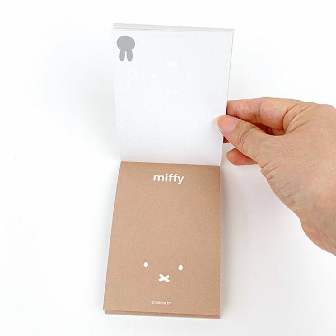 miffy(ミッフィー)のミッフィー A7メモ　ブラウン 文具 ステーショナリー メモ帳 学校 オフィス スマホ/家電/カメラのPC/タブレット(ノートPC)の商品写真