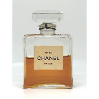 シャネル(CHANEL)のCHANEL シャネル No.19 パルファム　(香水(女性用))