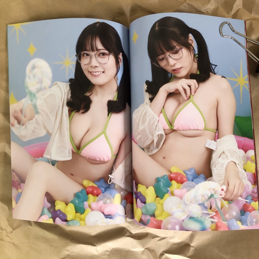 【東雲うみ 写真集 豪華6点セット】新刊2冊/ポストカード/カレンダー/アクスタ